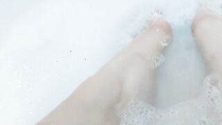 Super Sexy foot of Girlfriend Lara into restroom