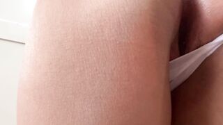 Russian mom inside white lingerie finger bang herself to orgasm