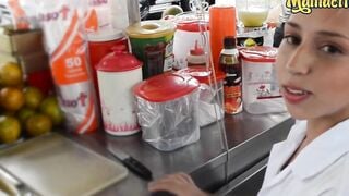 CARNEDELMERCADO - LATINA JUICE VENDOR SIARILIN MARTINEZ AMAZINGLY HOT PICK UP AND BONED - MAMACITAZ