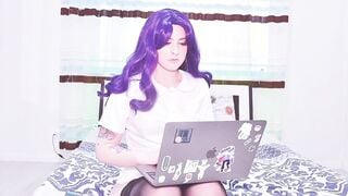 Bombshell Secretary Rize Kamishiro doesn't mind to masturbate inside front of her boss and cum squirt - Tokyo Ghoul Spooky Boogie