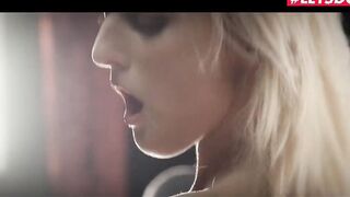 #LETSDOEIT - (Katy & Max) Showing Off Blondie Loves This Fantasy