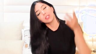 Dildo Rides Amazingly Hot Thot Cutie