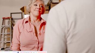 Erotic America - Dee Williams getting fucker by Tyler!