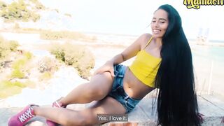 CHICAS LOCA Andreina De Luxe Riding A Really Big Dick