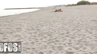 Mofos - Jordi El Nino Polla & Silvia Soprano Meet At The Side Of The Beach & Have Outdoors Sex