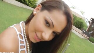 Beauty solo bimbos Cipriana masturbating fingered on Gives Me Pink
