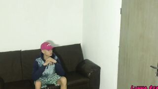 Dando Minha Buceta Para O Novinho Entregador De Pizza - Victor Hugo (Completo No Red)