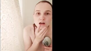Pretty 19 yo wants you to watch her shower