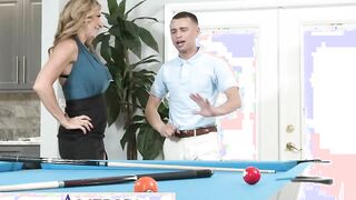 Sexual America - babe blonde Milf Kenzi Foxx draubs a