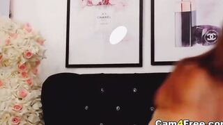 Gives me your Penis I will make it Cum