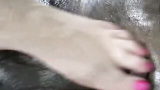 Old Granny give Turf Job to Ebony Cock