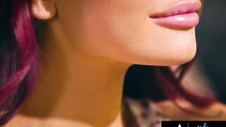 GIRLSWAY – Aidra Fox Has A Sorority Party With Jillian
