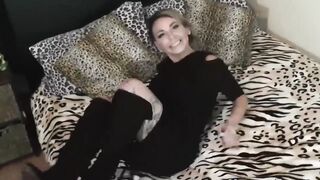 Long Boobed Brit Getting Vagina Eaten out