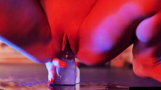 View her fucking her tight asshole with a huge sex toy made of ice Skank two