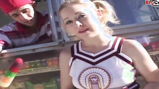 Blonde 19 yo pounded! into a car until the jizzed into her face