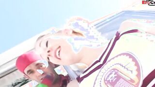 Blonde 19 yo pounded! into a car until the jizzed into her face