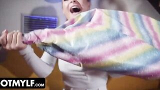 Bae Milf Misha Maver Give Stepson A Boobjob For Birthday