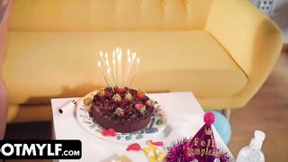 Bae Milf Misha Maver Give Stepson A Boobjob For Birthday