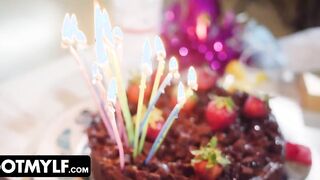 Bae Milf Misha Maver Give Stepson A Boobjob For Birthday