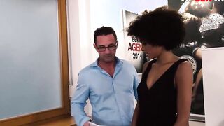 VIP SEX VAULT - Black Bombshell Squirts From goddess Casting