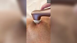 Wifey please herself while hubby is at work, anal ending