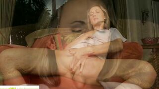 Mom Misty Law Fingering Mature Pussy