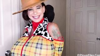 Cowgirl Brittany Elizabeth seduces with her 32JJ tits