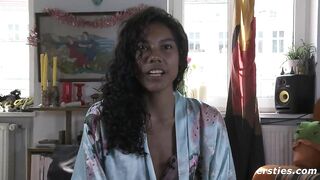 Dark Skinned goddess Masturbates Outside