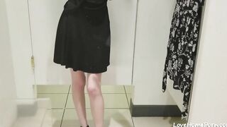 Dressing Room Bimbo