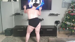 Big Titted women twerking her fat booty with breasts out | smoking cigarette