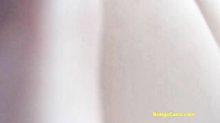 Nice cunt with mouth masturbating into her WC