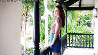 Express - Ratajkowski and Windsor