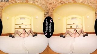 Solo dark hair, Lucia Denvile is masturbating, inside VR
