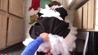 Stepmom's floor cleaning maid home porno