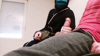 Compil Shameless pervert pulls out his long juicy dick into outside, under the gaze of these Girl !!