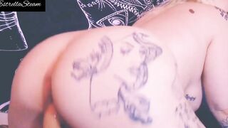 My huge booty bounces on top of a dick