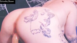 My huge booty bounces on top of a dick