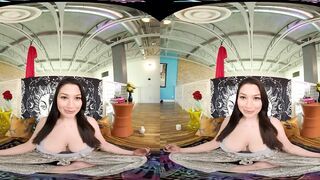 VRALLURE Meditating With Alyx Performer