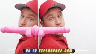 Brazzers - Van Wylde is Unable to Resist Codi Vore's Long Titties & Fucks her into the Shower & Bedroom
