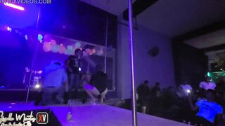 Yo y mi novia YamilethRamirez hacemos performance en sexo en vivo en Michoacán y se vienen en su boca