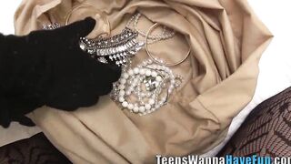 Dyke barely legal amateur gets cunt toyed