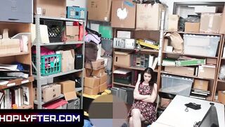 Hottie teenie Yo Anastasia Rose Tried To Swindle Store Owner