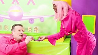 She Comes in Colors 3