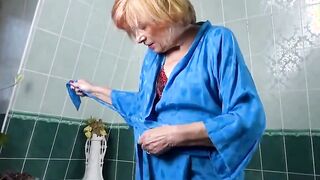 Older Lady s at the prime of her sex life