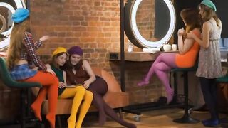 Sweaty thighs into tights