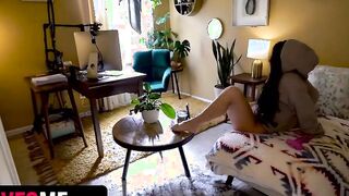 Sis Loves Me - goddess Step Sis Getting Interrupted While Performing Erotic Show For Her Online Followers