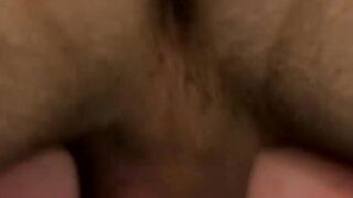 Gorgeous twink gets an bareback hook up from Skyler Evans