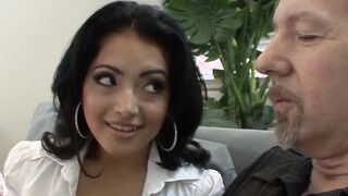 Facial for babe Andrea Kelly after cock sucking and pounding