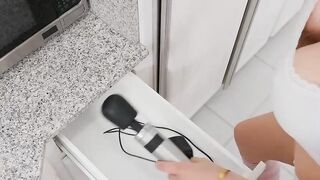 Molly's Making Breakfast Movie With Molly Stewart - Brazzers Official