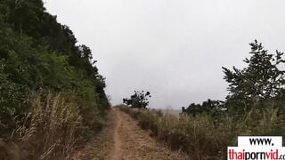 Amateur Thai teenagers Cherry nailed by a huge white penis from behind outdoors
